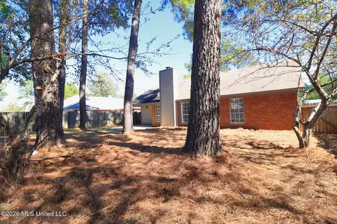 Exterior - 449 Riverbend Dr, Byram, MS 39272 photo 2 of 3