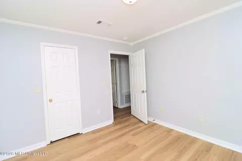 Bedroom - 449 Riverbend Dr, Byram, MS 39272 photo 8 of 8