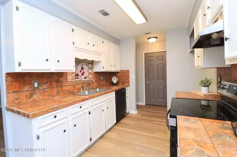 Kitchen - 449 Riverbend Dr, Byram, MS 39272 photo 1 of 1