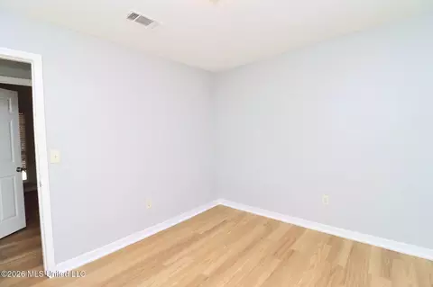 Bedroom - 449 Riverbend Dr, Byram, MS 39272 photo 3 of 8