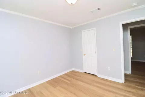 Bedroom - 449 Riverbend Dr, Byram, MS 39272 photo 4 of 8