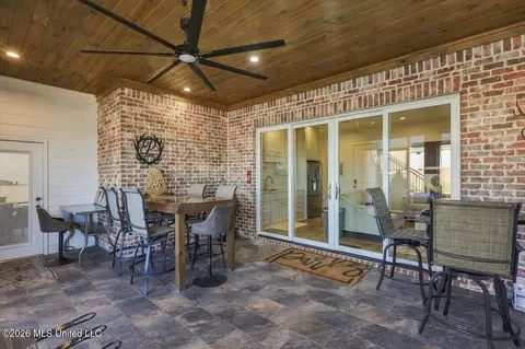 Exterior - 220 Port Arbor, Brandon, MS 39047 photo 11 of 15