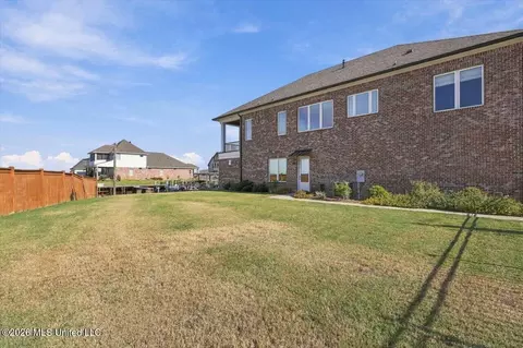 Exterior - 220 Port Arbor, Brandon, MS 39047 photo 14 of 15