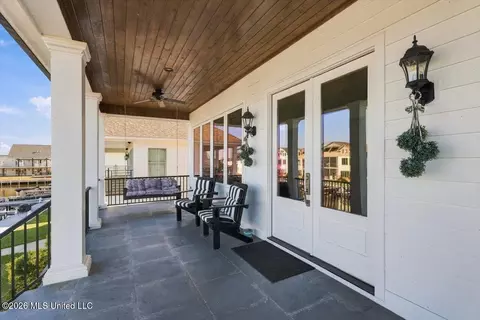 Exterior - 220 Port Arbor, Brandon, MS 39047 photo 7 of 15