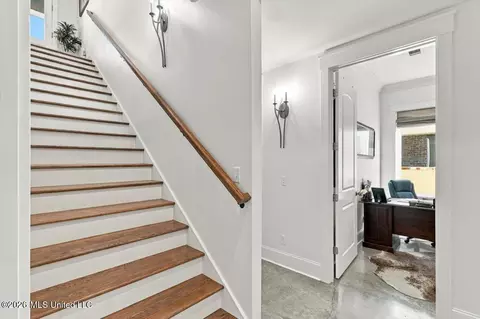 Entry Way - 220 Port Arbor, Brandon, MS 39047 photo 1 of 1