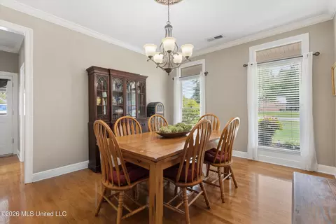 Dining - 8083 Windersgate Dr, Olive Branch, MS 38654 photo 1 of 2