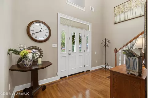 Entry Way - 8083 Windersgate Dr, Olive Branch, MS 38654 photo 1 of 2