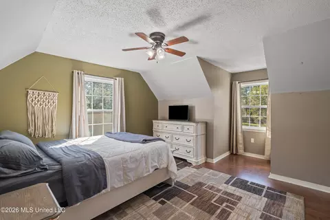 Bedroom - 689 Silver Ln, Brookhaven, MS 39601 photo 4 of 7