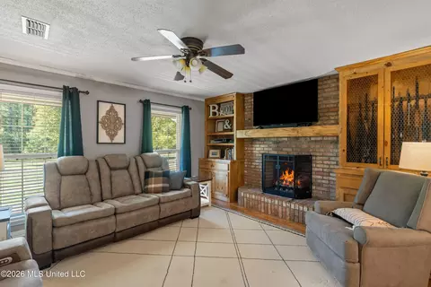 Other - 689 Silver Ln, Brookhaven, MS 39601 photo 4 of 14