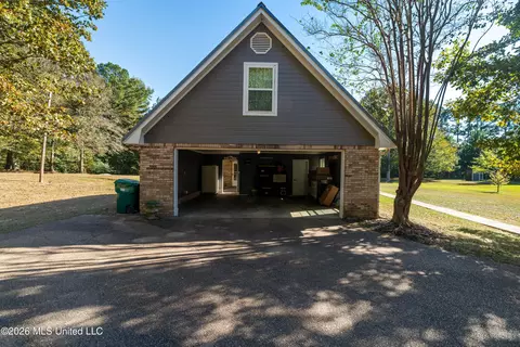 Other - 689 Silver Ln, Brookhaven, MS 39601 photo 1 of 14