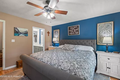 Bedroom - 689 Silver Ln, Brookhaven, MS 39601 photo 2 of 7