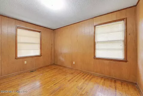 Bedroom - 2672 Dickerson Sawmill Rd, Lucedale, MS 39452 photo 4 of 5