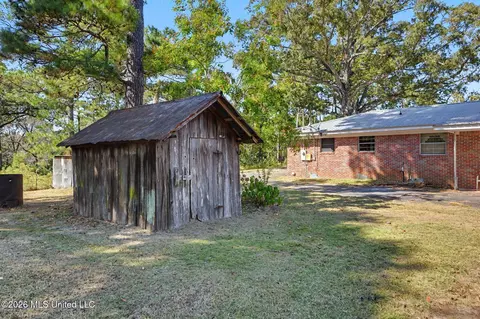 Exterior - 2672 Dickerson Sawmill Rd, Lucedale, MS 39452 photo 4 of 8