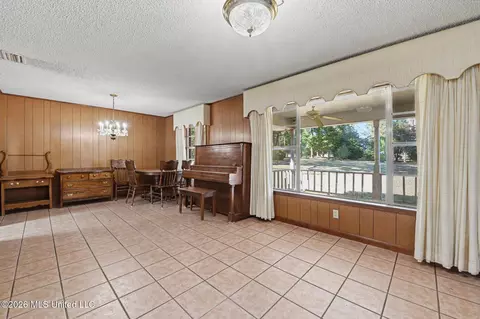 Dining - 2672 Dickerson Sawmill Rd, Lucedale, MS 39452 photo 1 of 1