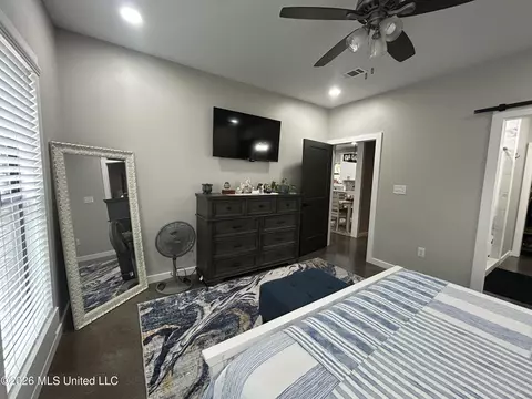 Bedroom - 1095 Willis Cotton Rd, Summit, MS 39666 photo 15 of 19