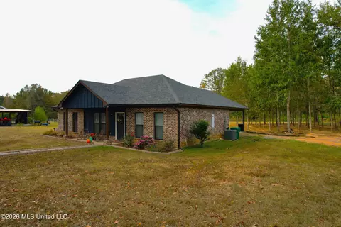 Exterior - 1095 Willis Cotton Rd, Summit, MS 39666 photo 3 of 6