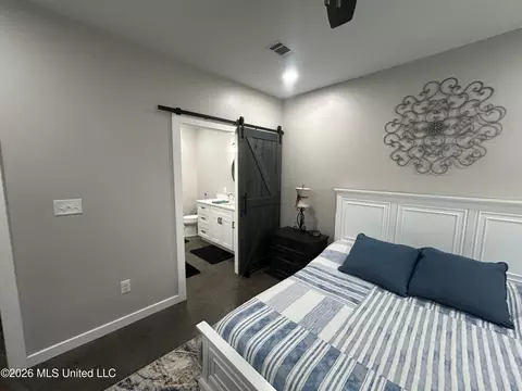 Bedroom - 1095 Willis Cotton Rd, Summit, MS 39666 photo 12 of 19