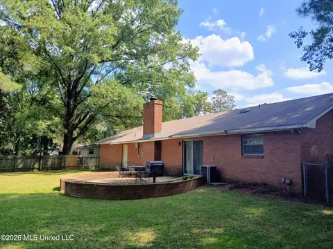 Exterior - 5951 Waverly Dr, Jackson, MS 39206 photo 3 of 3