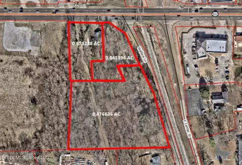 2205 Goodman Rd, Horn Lake, MS 38637
