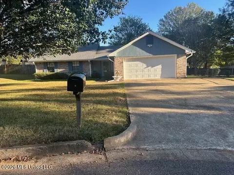 403 Crosswood Cv, Jackson, MS 39272
