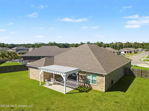 Exterior - 7000 Crawford Dr, Long Beach, MS 39560 photo 2 of 5