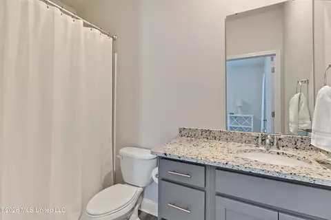 Bath - 7000 Crawford Dr, Long Beach, MS 39560 photo 4 of 4