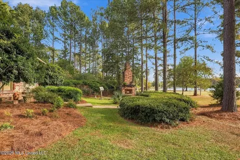 Exterior - 195 Eden Ln, Madison, MS 39110 photo 15 of 17