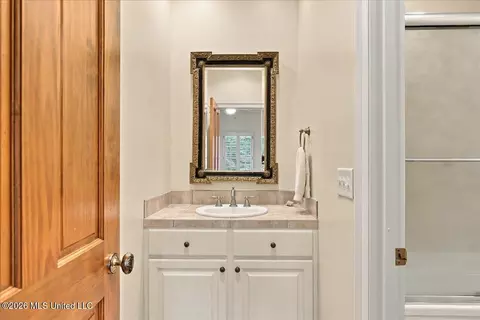 Bath - 195 Eden Ln, Madison, MS 39110 photo 5 of 7