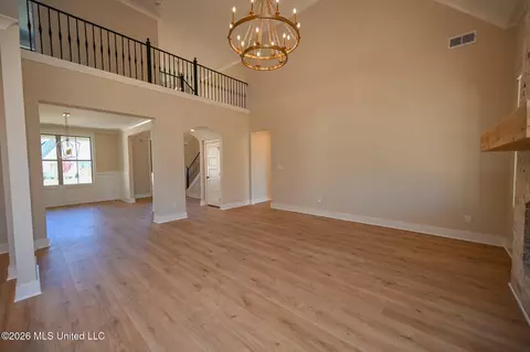 Living - 295 Camp Xing, Hernando, MS 38632 photo 3 of 4