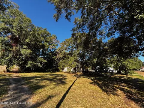 N Front Street, Mccomb, MS 39648 photo 6