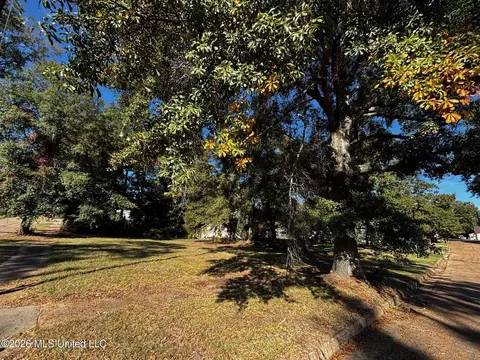 N Front Street, Mccomb, MS 39648 photo 7