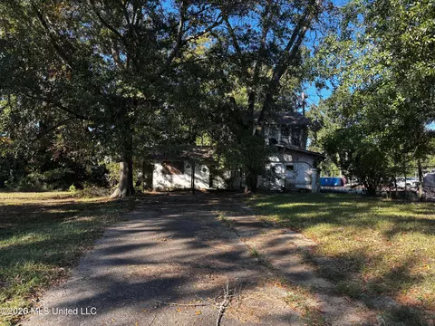 N Front Street, Mccomb, MS 39648 photo 2