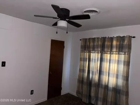 Bedroom - 3602 Westchester Dr, Jackson, MS 39213 photo 3 of 3