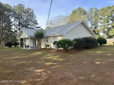 Other - 1011 Pinecrest Dr, Mccomb, MS 39648 photo 8 of 12