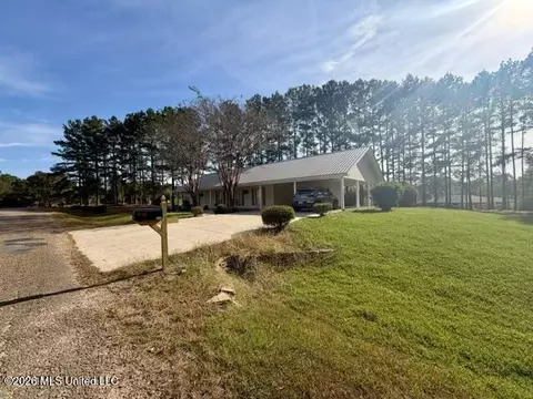 Other - 1011 Pinecrest Dr, Mccomb, MS 39648 photo 6 of 12