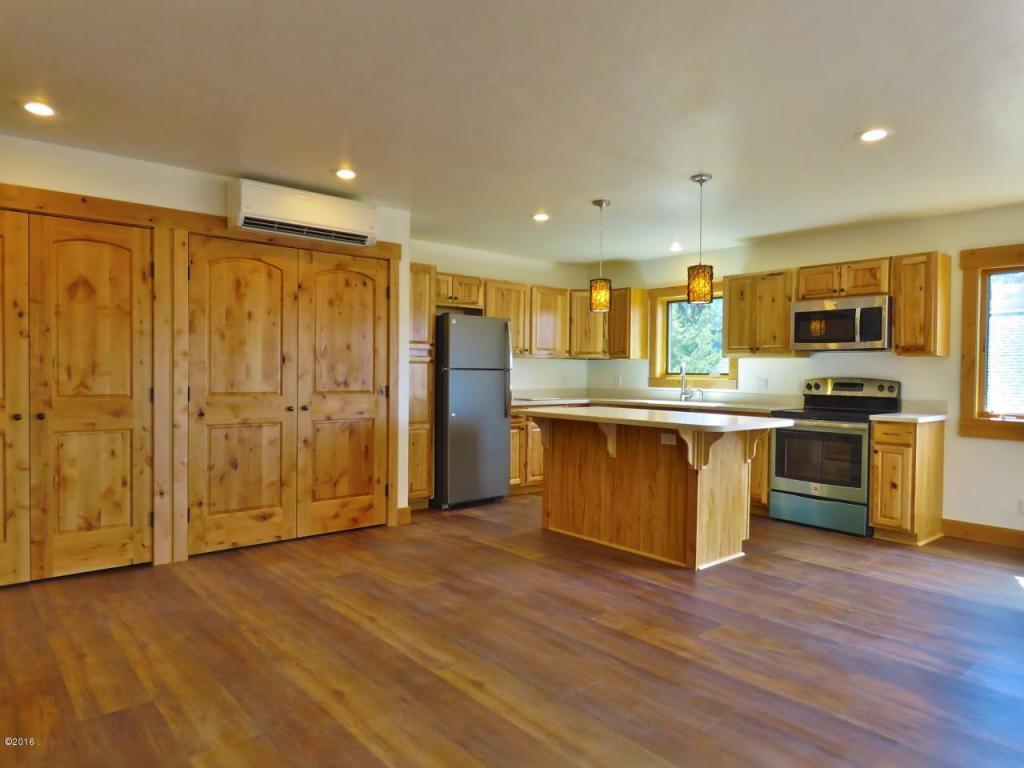 470 Electric Ave UNIT 2B, Bigfork, MT 59911 photo 1