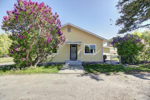 107 1st Ave E, Polson, MT 59860 photo 1