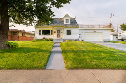 213 Riverview Dr E, Great Falls, MT 59404 photo 1