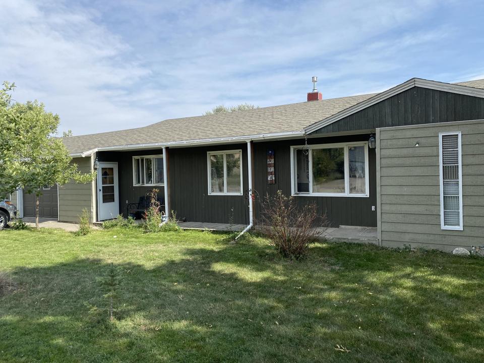 1413 Saint Charles St, Fort Benton, MT 59442 28 Photos MLS
