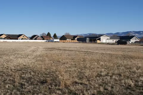 137 Jay Bird Dr, Hamilton, MT 59840 photo 5