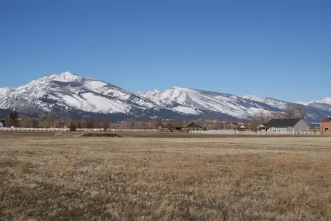 137 Jay Bird Dr, Hamilton, MT 59840 photo 2