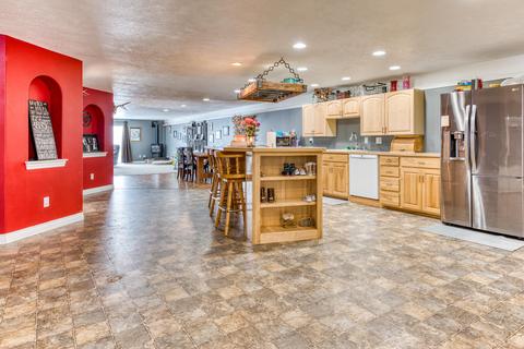 1065 Tefft St, Corvallis, MT 59828 photo 1