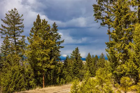1243 Tobacco Valley View Rd, Eureka, MT 59917