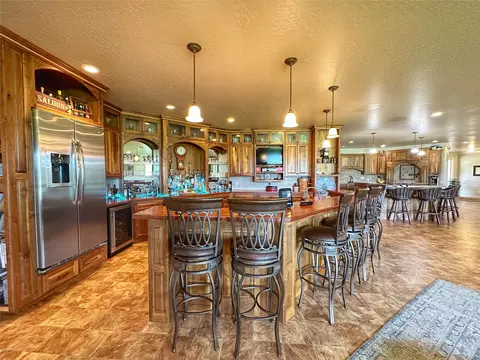 Kitchen - 124 Morrison Ln, Bonner, MT 59823 photo 5 of 8