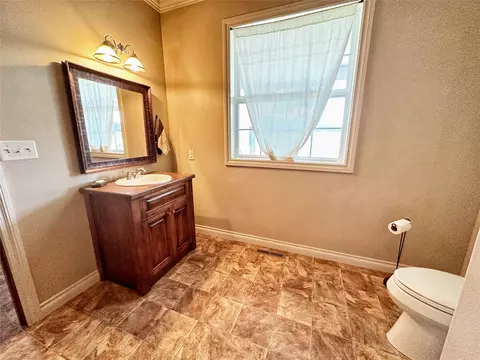 Bath - 124 Morrison Ln, Bonner, MT 59823 photo 6 of 6
