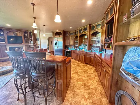 Kitchen - 124 Morrison Ln, Bonner, MT 59823 photo 7 of 8