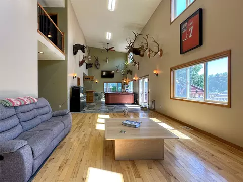 312 3rd St S, Cascade, MT 59421 photo 1