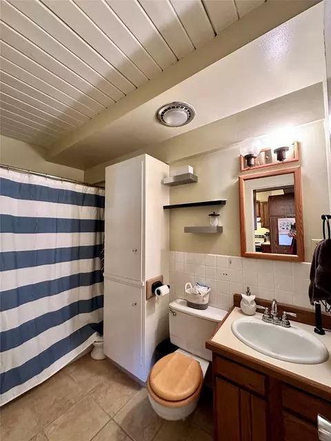 1546 Meadowlark Dr, Great Falls, MT 59404 | 28 Photos - Movoto