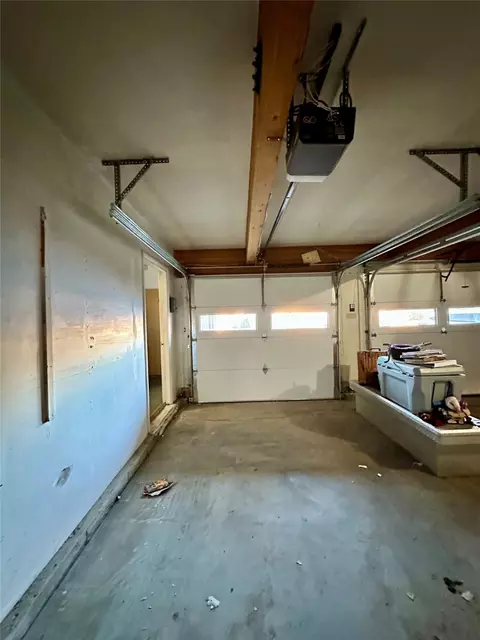 1546 Meadowlark Dr, Great Falls, MT 59404 | 28 Photos - Movoto