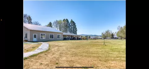 810 Sleeping Child Rd, Hamilton, MT 59840
